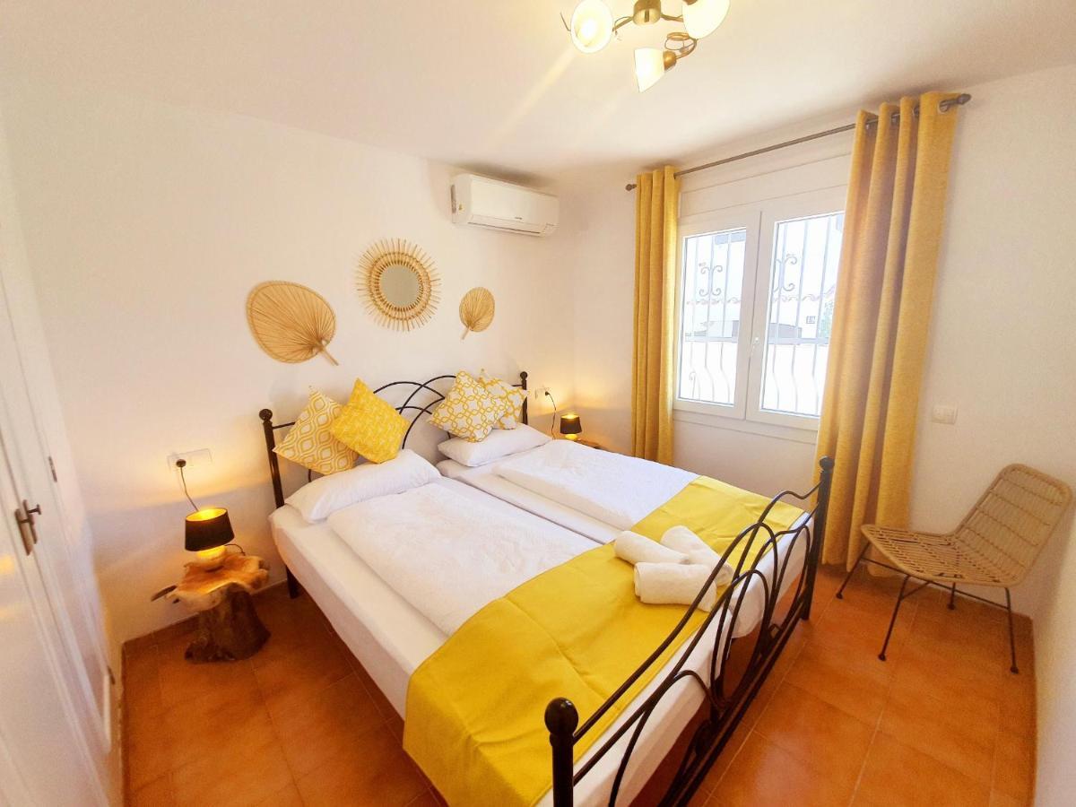 New Holiday House "Casa Mialina" With Private Pool, 300M To Beach Cambrils Esterno foto