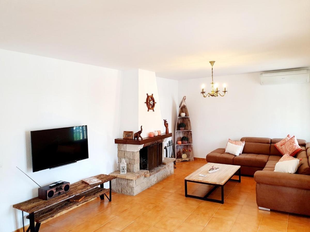 New Holiday House "Casa Mialina" With Private Pool, 300M To Beach Cambrils Esterno foto