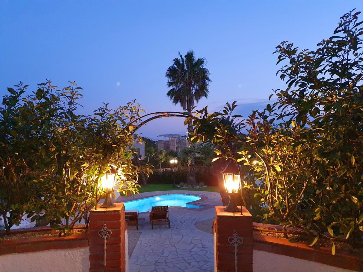 New Holiday House "Casa Mialina" With Private Pool, 300M To Beach Cambrils Esterno foto